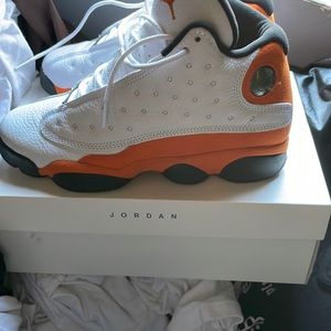 Men’s size 7 Jordans